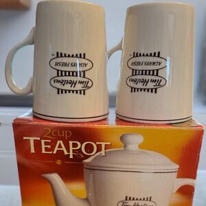 Vintage Tim Hortons Teapot & Mug Set - Like New with Original Box - Rare Find